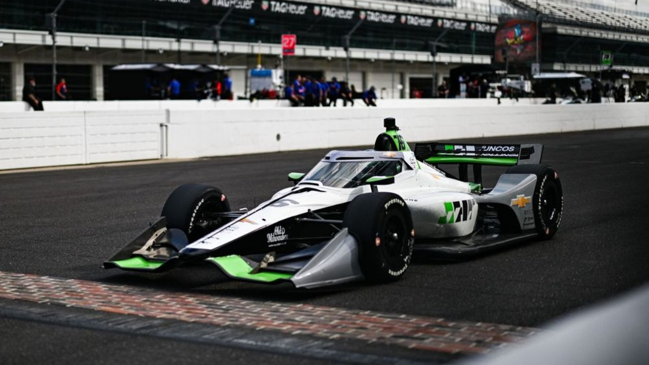 Rinus VeeKay Reunites with Juncos Hollinger Racing for the 2026 IndyCar Season