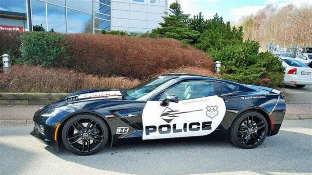 Fastest Police Cars in The World, Machines Built to Chase the Impossible