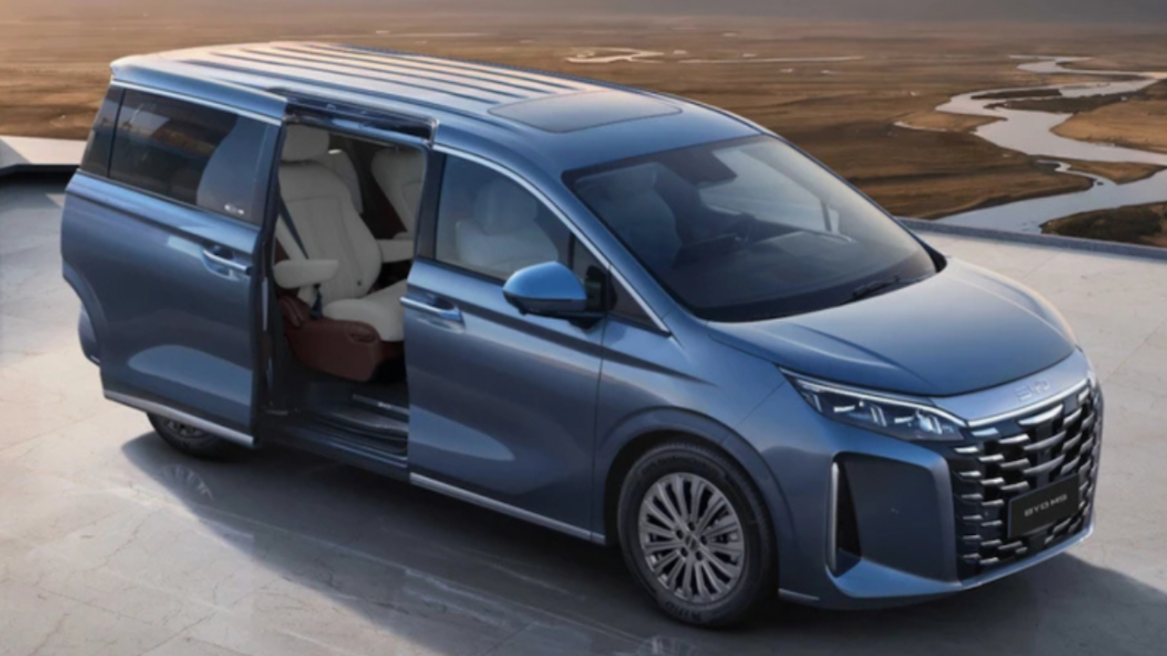BYD M9 A New Era of Luxury MPV Innovation for the Global Market