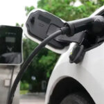 How to Maximize Electric Vehicle Battery Life on Long-Distance Trips