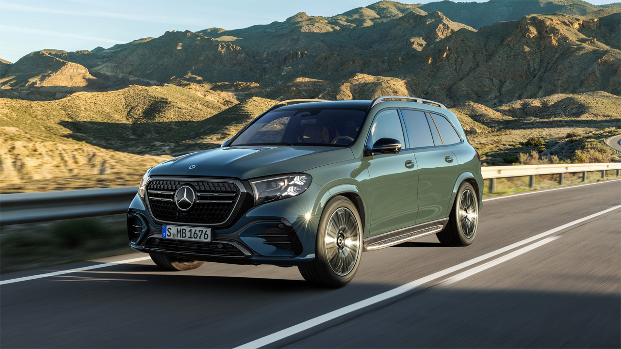 Mercedes-Benz Updates the GLS with a Facelift and Flat-Plane V8 Engine